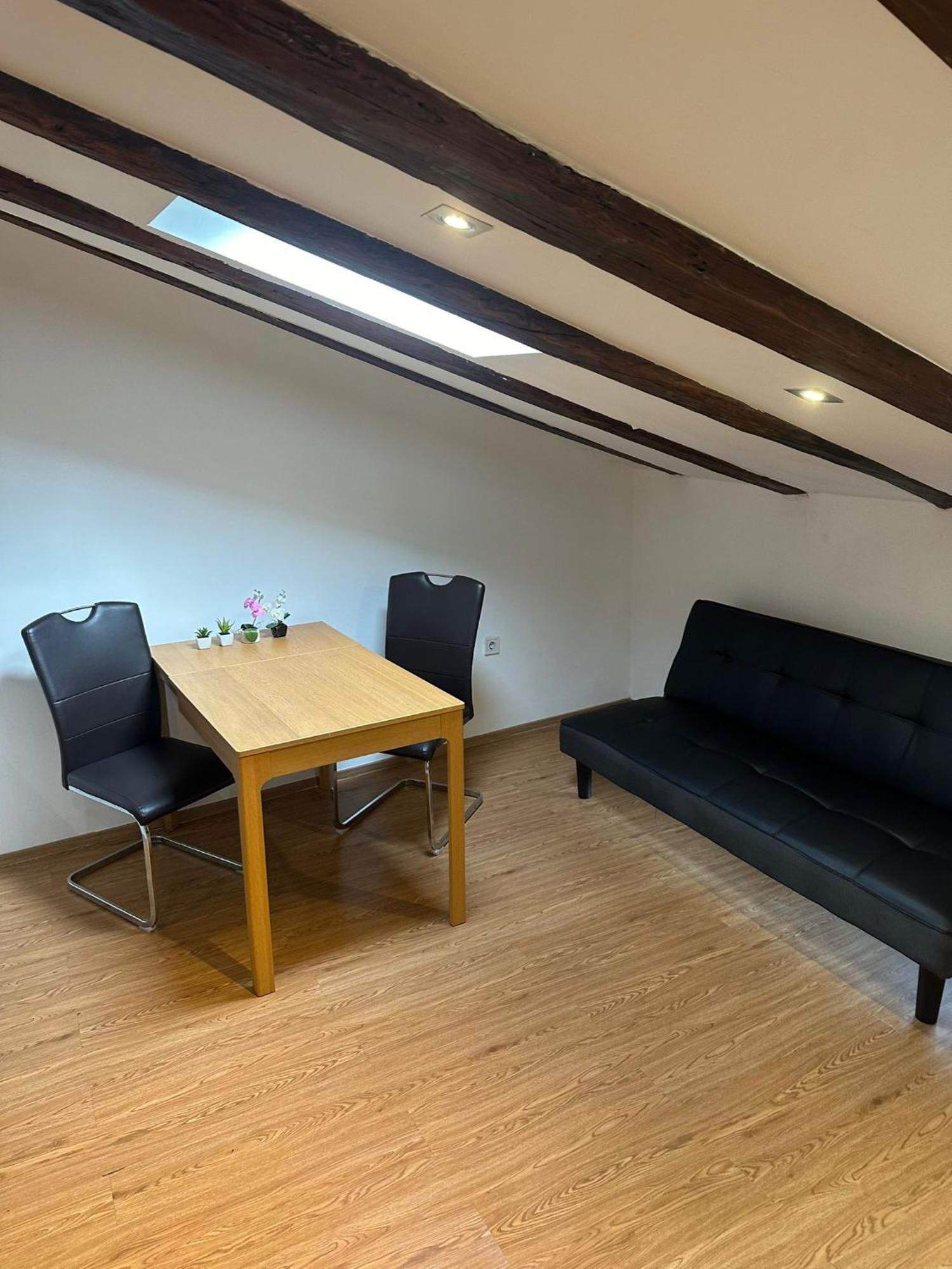 Apartment In The Heart Of Póla Kültér fotó
